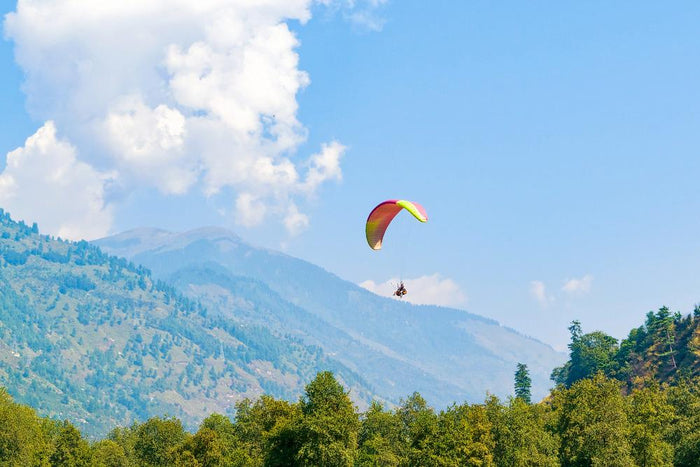Paragliding in Kullu