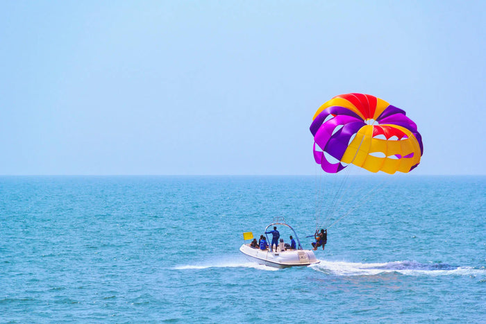 Parasailing Adventure Gift Box: Heart-Pounding Aerial Adventure for Two Across 14 Locations