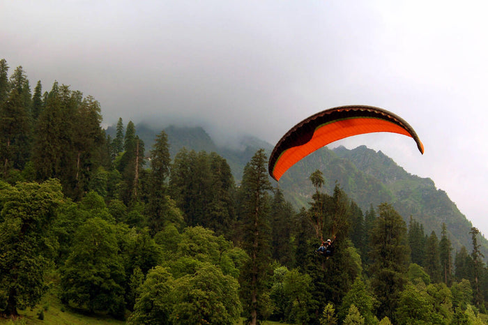 Paragliding in Dobhi, Near Manali