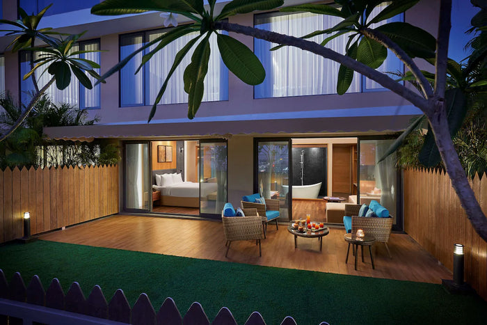 Luxury Stays: Overnight Premium 5-Star Getaway