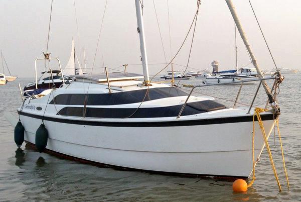 Macgregor 26 Boat Ride in Mumbai