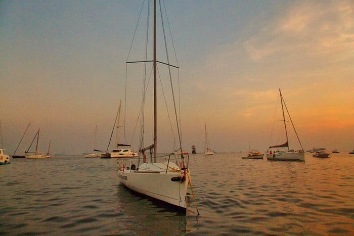 Mumbai Sky Line Sailing Excursion with Oyster Sailing