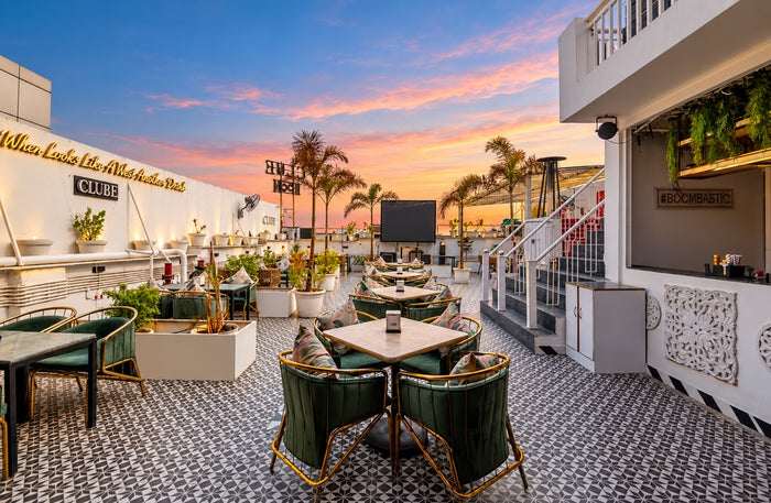 Clue Lounge & Bar New Delhi - Enchanting Rooftop Dining Experience for Two