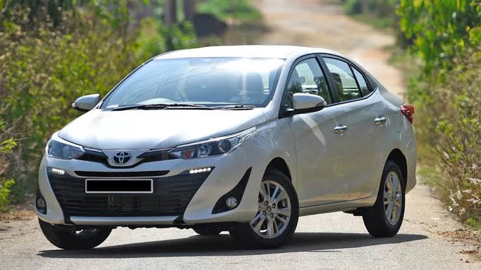 Private Sedan Car Rental with Driver in Srinagar