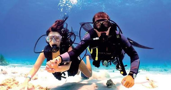 Thrilling Discover Scuba Diving Experience in Kovalam by Bond Safari