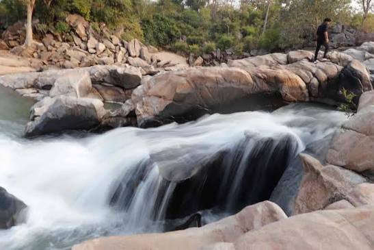 Thrilling Amodagad Waterfall Heritage Excursion near Kanha