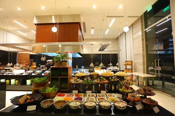 4-Course Non-Vegetarian Dinner Experience for Two at MoMo Café, Courtyard by Marriott Bengaluru ORR