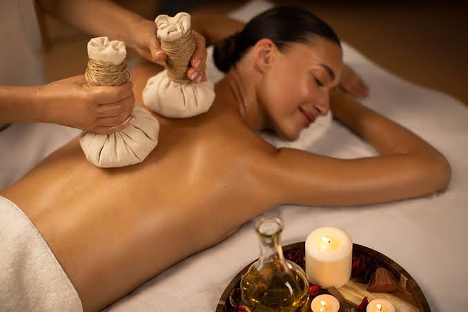 Relaxing 90-Minute Ayurvedic Spa Package for One at Ayurville – Ayurvedic Treatment & Spa Kochi