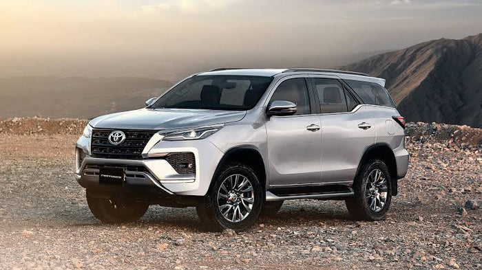 Thrilling Toyota Fortuner Desert Safari with Camel Ride in Jaisalmer