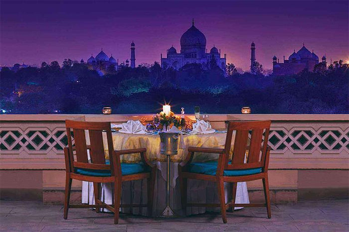 Romantic Vegetarian Private Dining Experience for Two with Taj Mahal View in Agra
