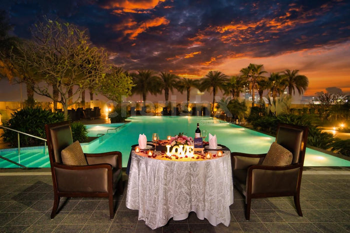 Poolside Dining by Crowne Plaza