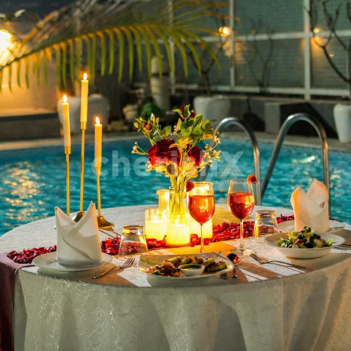 Premium Poolside Dining by Country Inn