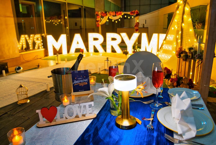 Proposal Poolside Dining at Radisson