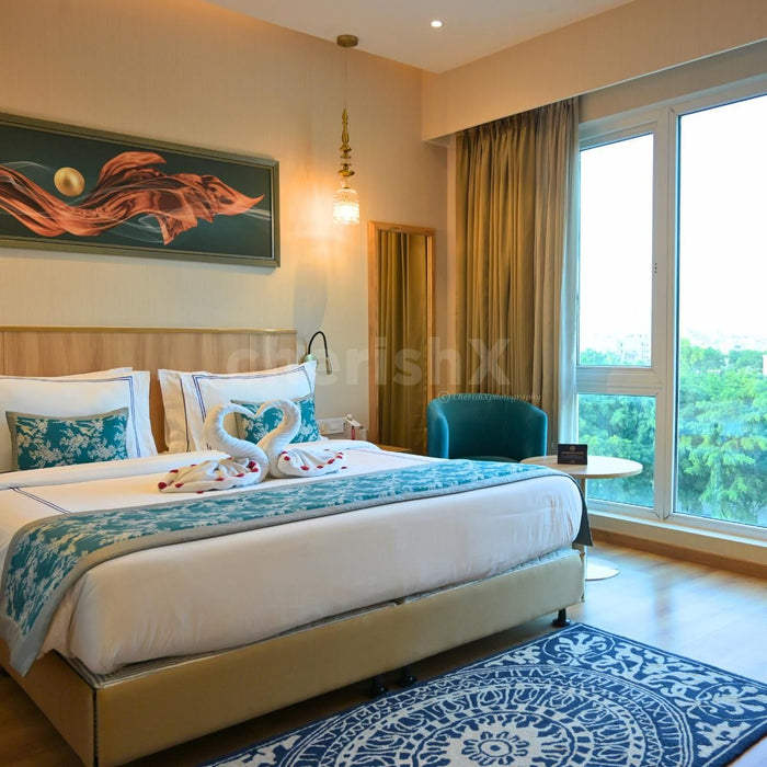 Romantic Stay with Dinner at Expo Inn