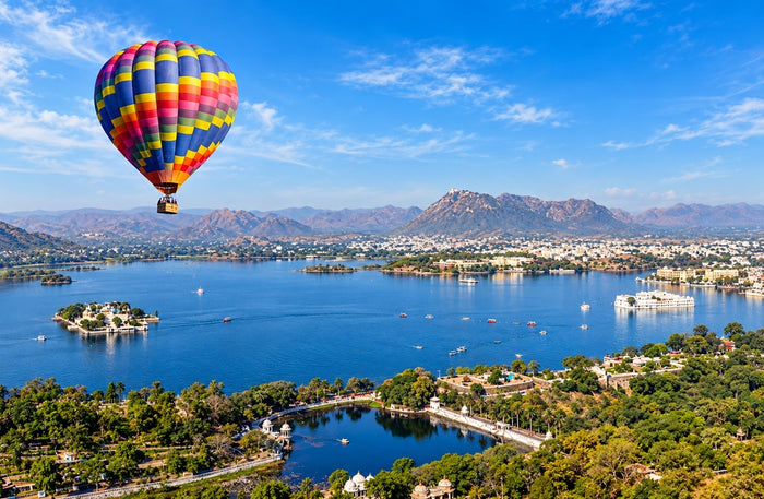 Hot Air Balloon Adventure Gift Box: Discover Stunning Landscapes from the Skies Across India
